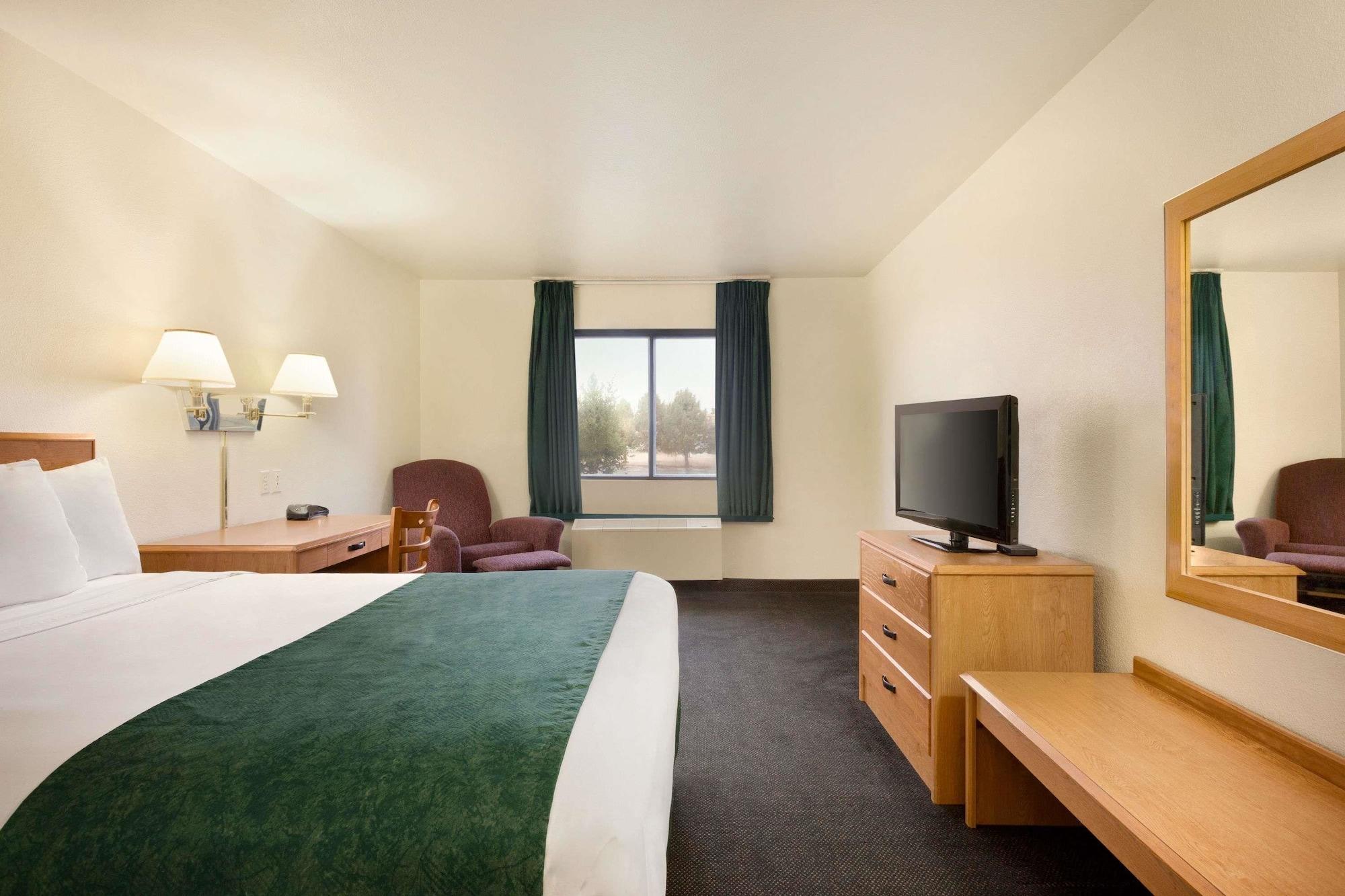 Travelodge By Wyndham Alpine Luaran gambar