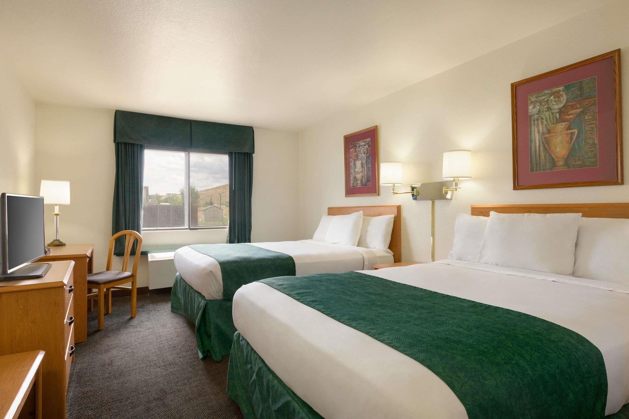 Travelodge By Wyndham Alpine Luaran gambar